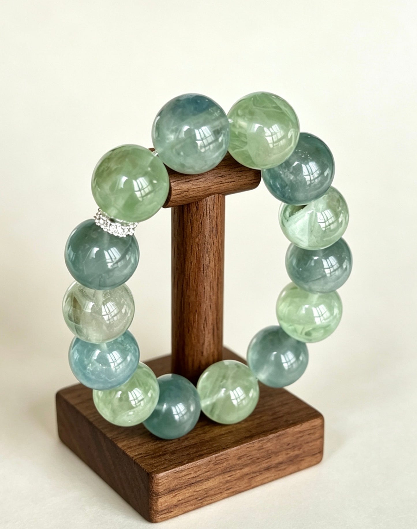 Amoria Blue-Green Fluorite Energy Crystal Bracelet 8mm–9mm | Purifies Emotional Energy · Enhances Focus · Boosts Wisdom and Good Fortune