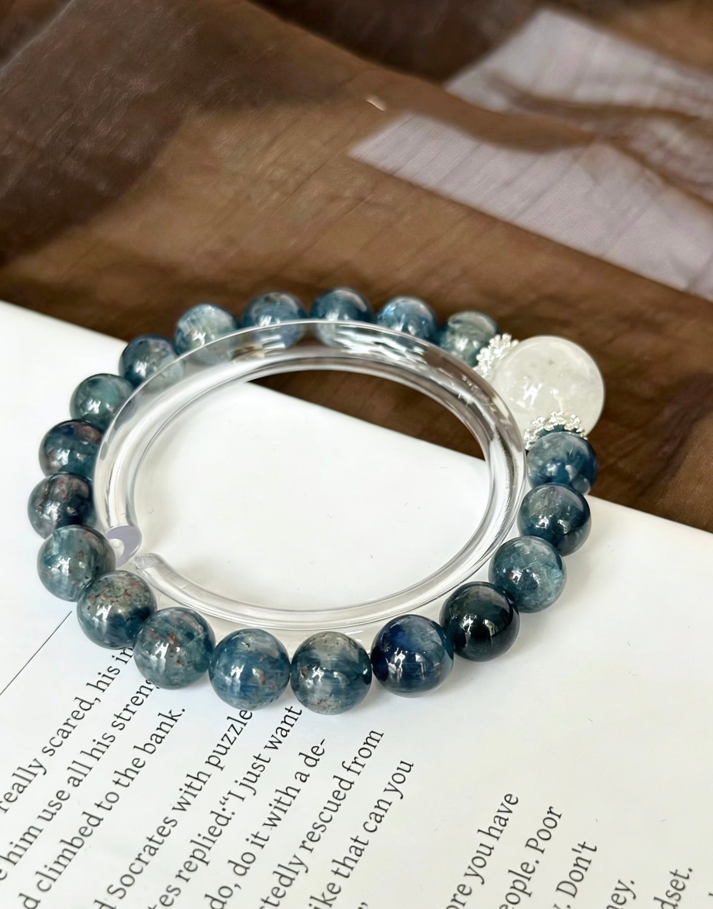 Amoria Blue Crystal and Black Sparkle Bracelet 9mm–10mm | Deep-Sea Star-Level Energy Guardian Stone · Enhances intuition and spiritual awakening · Stabilizes emotional energy · Improves decision-making and insight