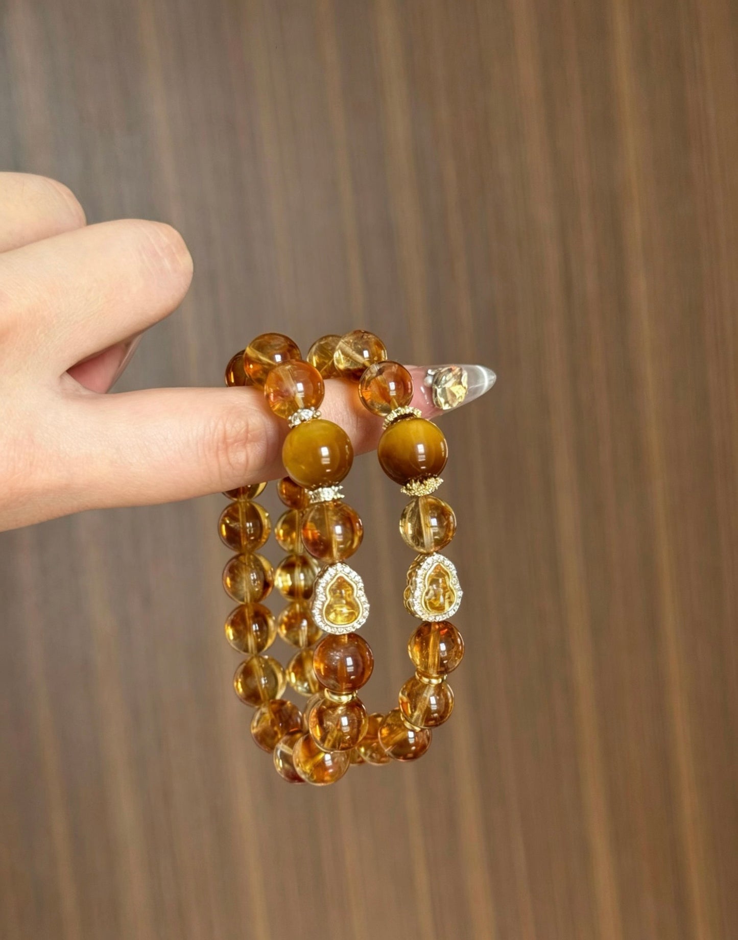Amoria Natural Citrine Wealth-Attracting Energy Bracelet 9mm-10mm | Wealth Manifestation Accelerator · Boosts Motivation · Activates the Energy of Abundance · Protective Stone for Attracting Benefactors (Accessory Style)